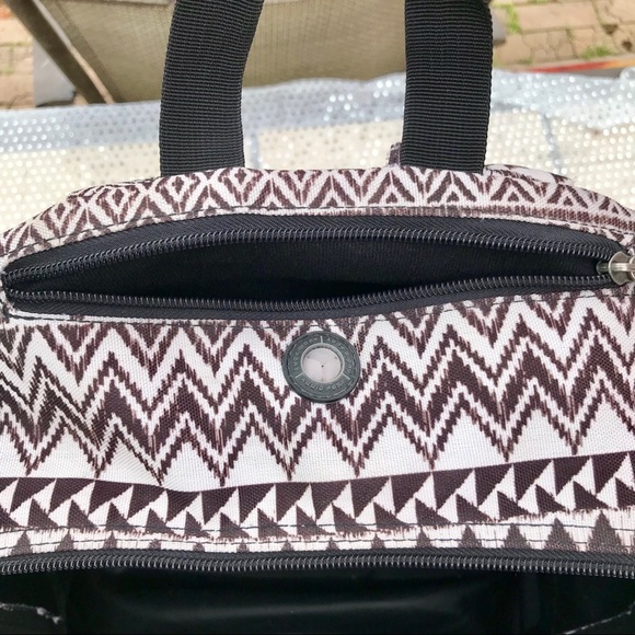 🆕! Billabong Backpack - Picture 7 of 8